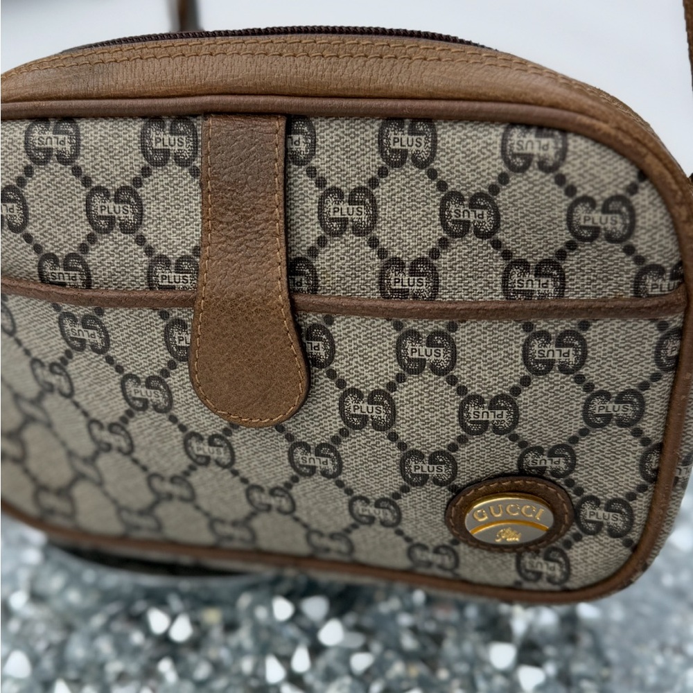 Gucci Plus  Tan and Brown Monogram Bag